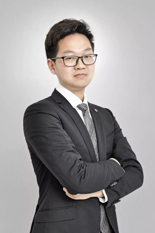 贾成成.png